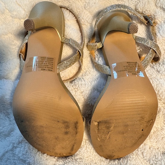 LC Lauren Conrad Memory Foam Strappy Heels - Picture 6 of 6